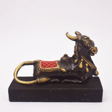 Load image into Gallery viewer, Bastar Art | Dhokra Nandi with base | Tribal Handicraft | BA010