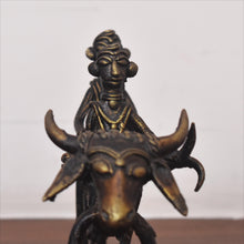 Load image into Gallery viewer, Bastar Art | Bell Metal Bull with Two Rider | Tribal Handicraft | BA029