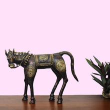 Load image into Gallery viewer, Horse Dhokra Art | Tribal Handicraft | Home decor | Bastar Art | BA043