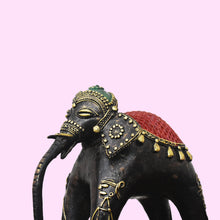 Load image into Gallery viewer, Dhokra Art | Tribal Handicraft | Home decor | Bastar Art | BA047