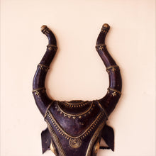 Load image into Gallery viewer, Bastar Art | Bull Mask | Tribal Handicraft | Home decor | BW001