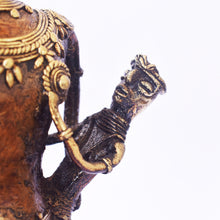 Load image into Gallery viewer, Tribal Family |Bastar Art | Tribal Handicraft | Home decor | BT007