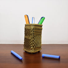 Load image into Gallery viewer, Bastar Art | Tribal Handicraft | Pen Stand | Home decor | BU001