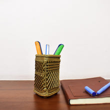 Load image into Gallery viewer, Bastar Art | Tribal Handicraft | Pen Stand | Home decor | BU001
