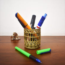 Load image into Gallery viewer, Bastar Art | Pen Stand | Tribal Handicraft | Home decor | BU003