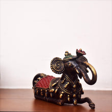 Load image into Gallery viewer, Bastar Art | Elephant Sitting | Tribal Handicraft | Home decor | BA032
